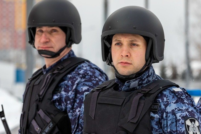 Росгвардейцы помогли задержать предполагаемого виновника в хищении дамской сумки у пенсионерки