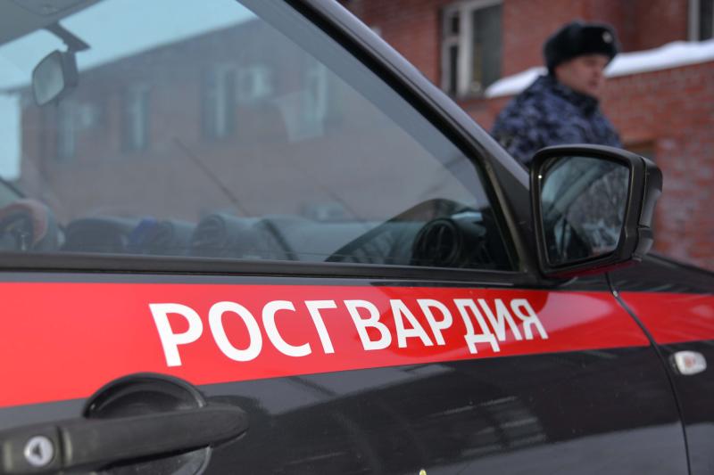 Росгвардейцы задержали кузбассовца, угрожавшего расправой бывшей возлюбленной