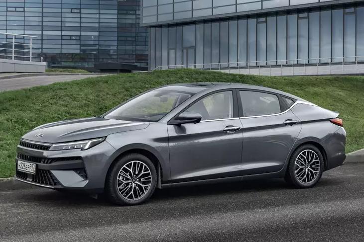 Тест-драйв Москвич 6: впечатления от вождения