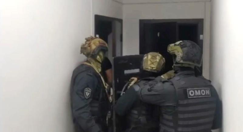 В Приморском крае при содействии спецназа Росгвардии задержаны подозреваемые в вымогательстве