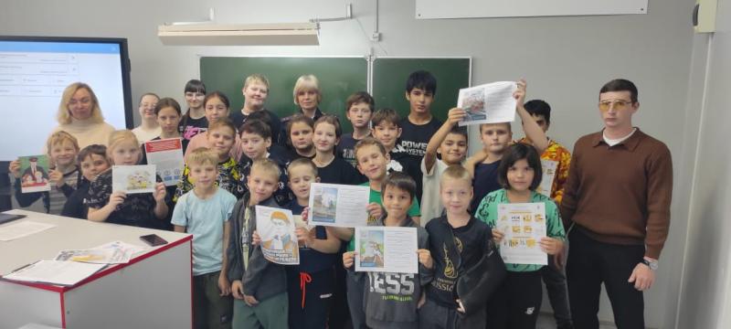 Транспортные полицейские города Грязи рассказали школьникам о безопасном поведении на железной дороге