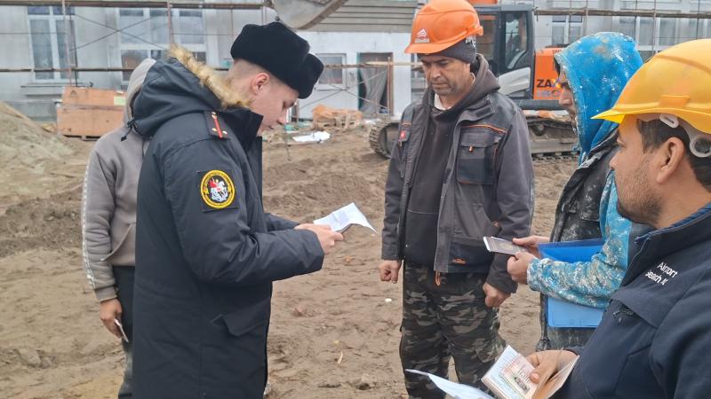 На стройках области нашли уклонистов от воинского учёта