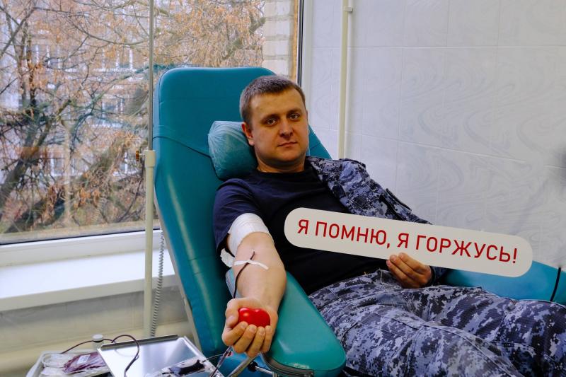 Росгвардейцы присоединились к донорской акции «От сердца к сердцу» в Тамбове