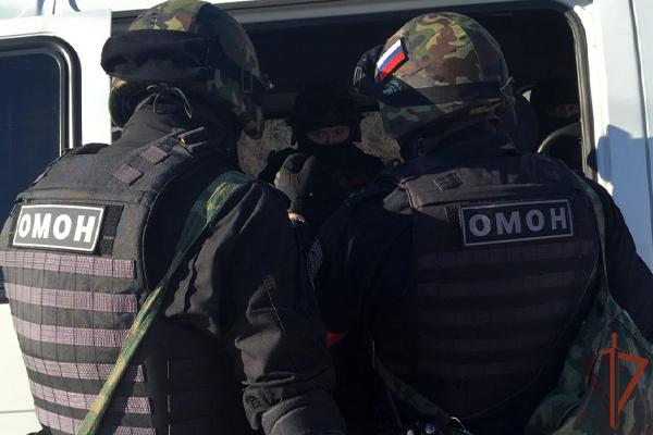 Спецназ Росгвардии оказал содействие в задержании подозреваемого за вовлечение несовершеннолетнего в занятие зацепингом