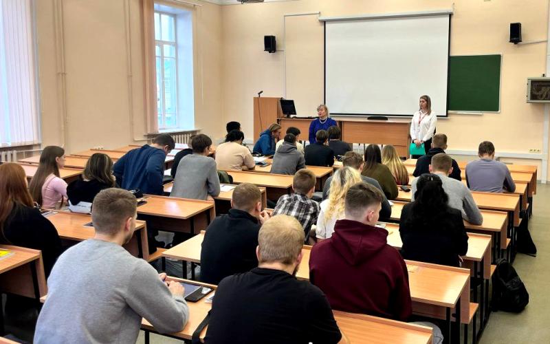 Студентам ОмГУПС рассказали о карьерных перспективах в «ЛокоТех-Сервисе»