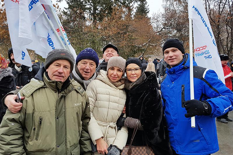 Томские активисты ОНФ приняли участие в праздновании Дня народного единства