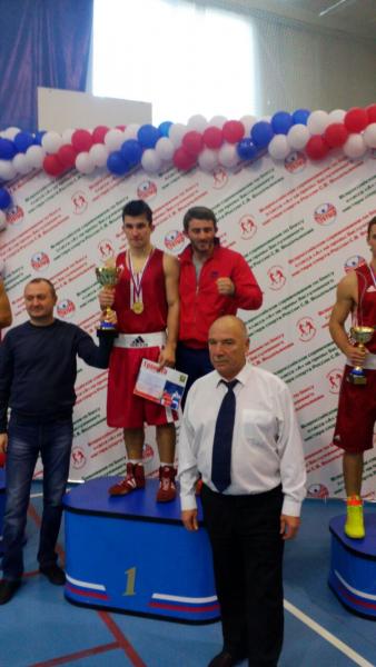 Юный боксер из Адыгеи выиграл всероссийские соревнования класса 